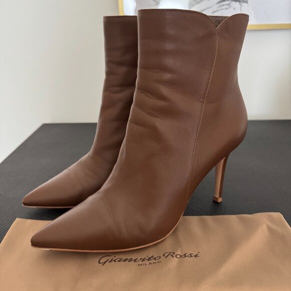 Gianvito Rossi Boots - Picture 1 of 8